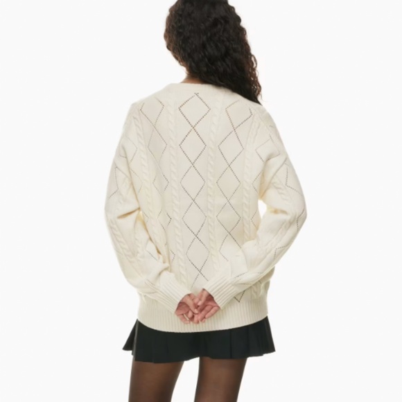 Aritzia - Sunday Best Sweater. - Picture 4 of 7